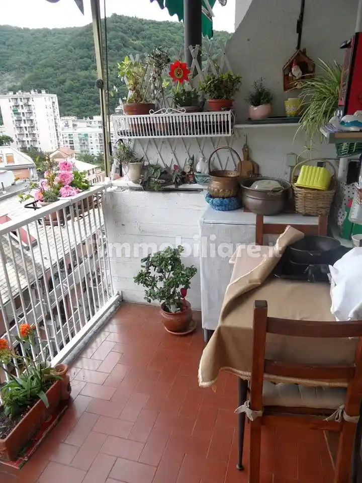 Appartamento in vendita a Genova