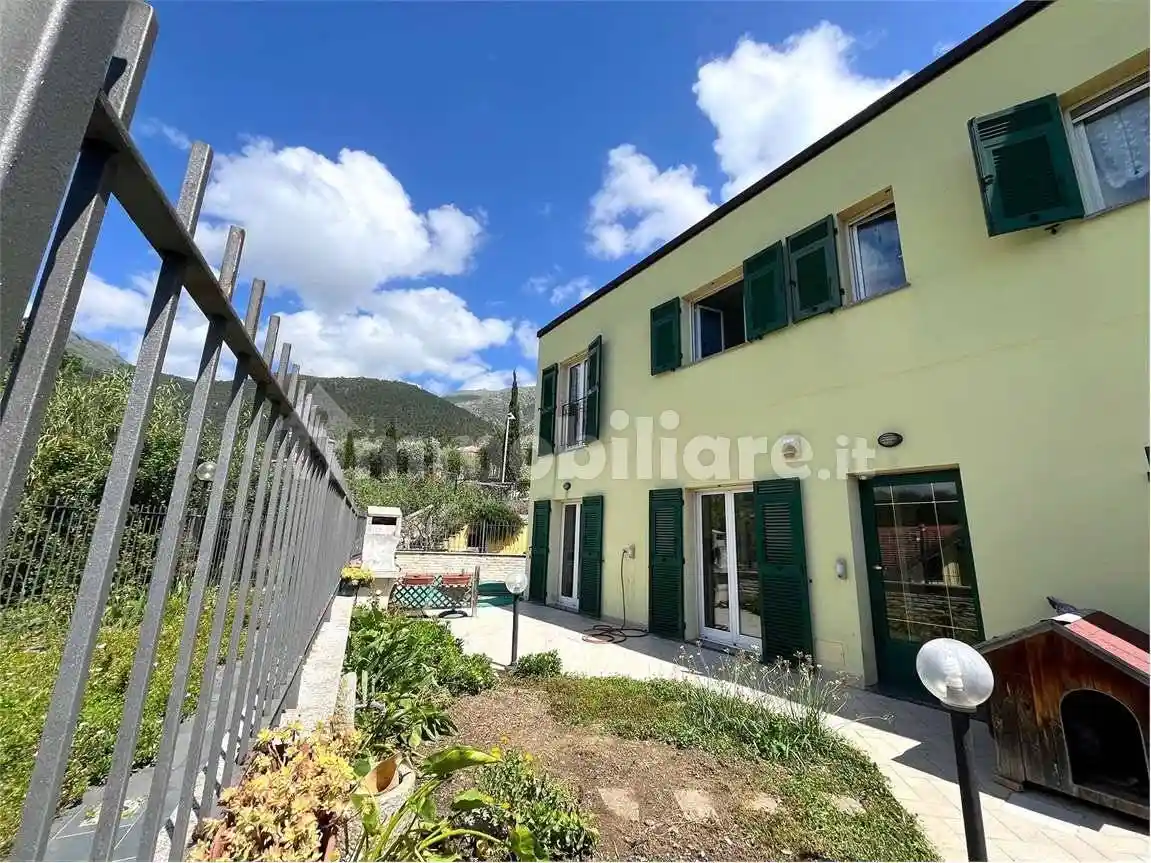 Villetta a schiera in vendita a Cogoleto