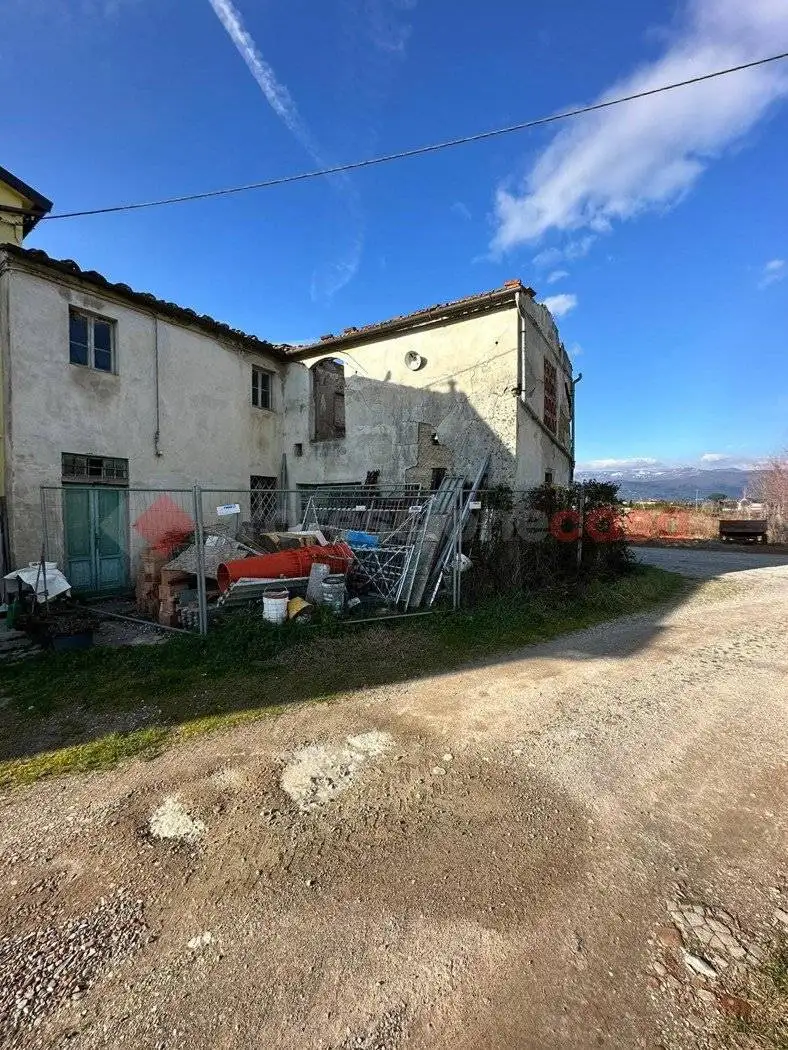 Rustico - Casale in vendita a Pistoia