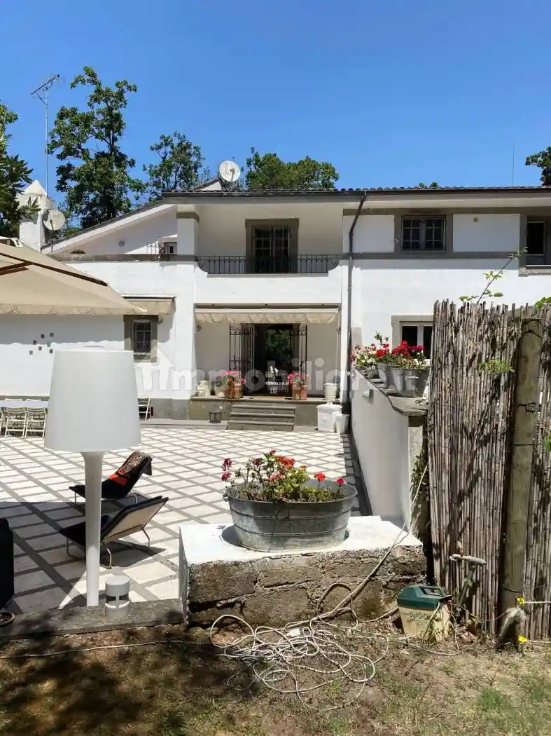 Villa in affitto a Sabaudia