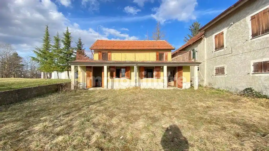 Villa in vendita a Ponzone