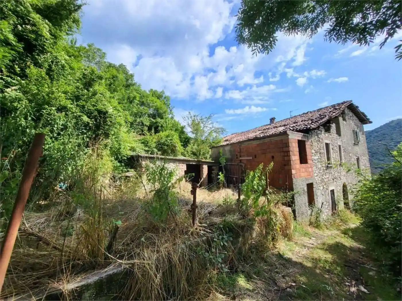 Villa in vendita a Asso