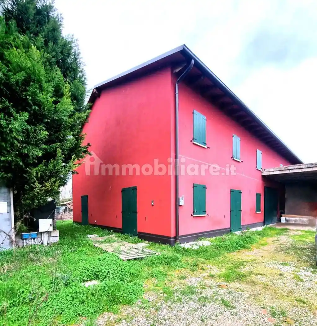 Villa in vendita a Finale Emilia