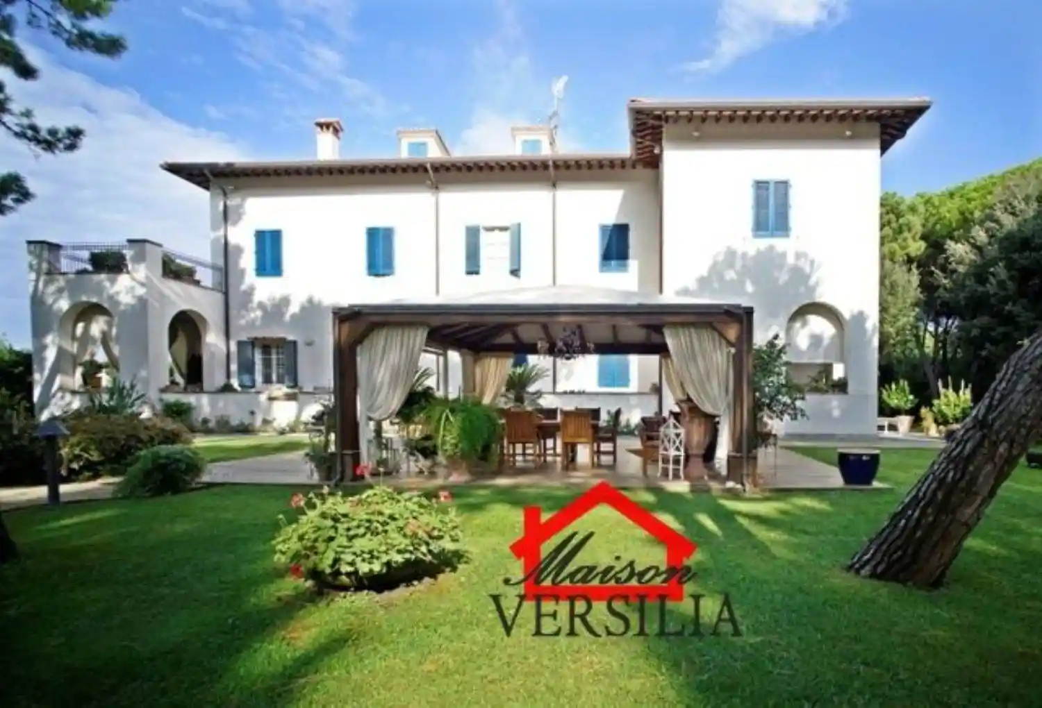 Villa in vendita a Massa