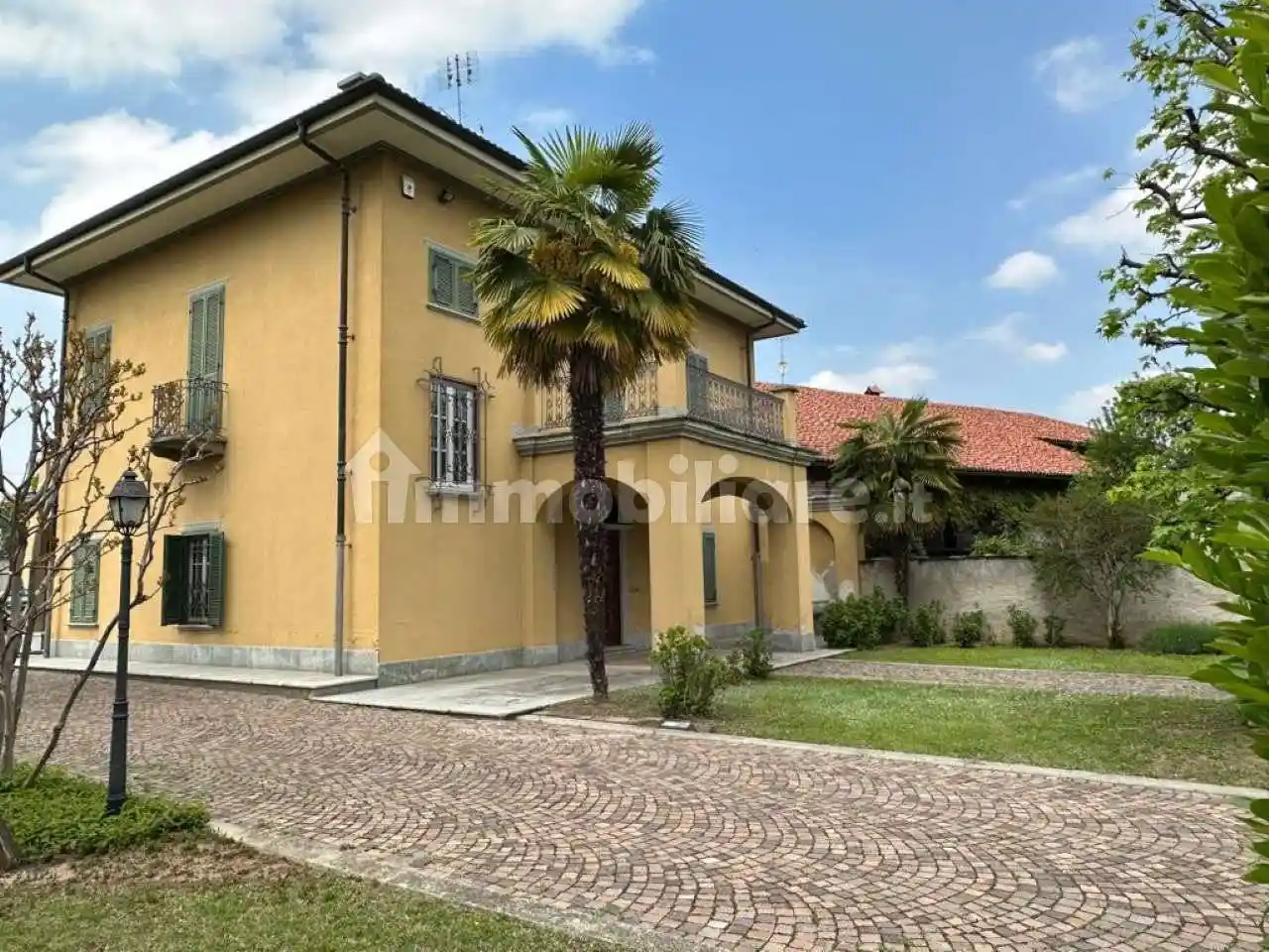 Villa in vendita a Cuneo