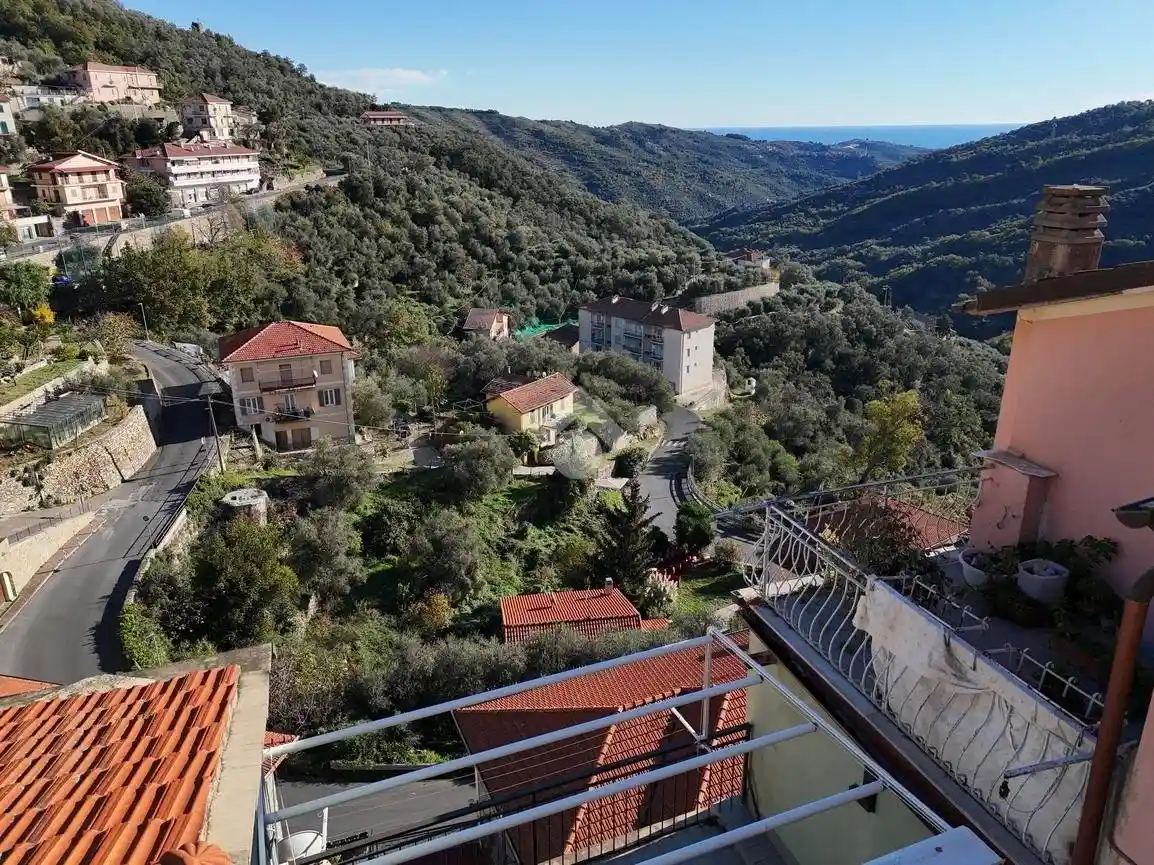 Rustico - Casale in vendita a Pietrabruna