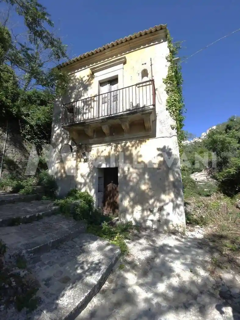 Casa indipendente in vendita a Ragusa