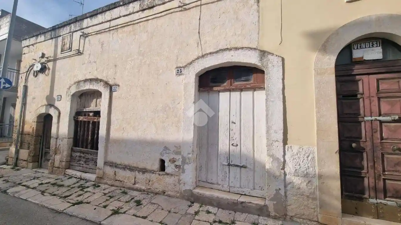 Palazzo - Edificio in vendita a Bitonto