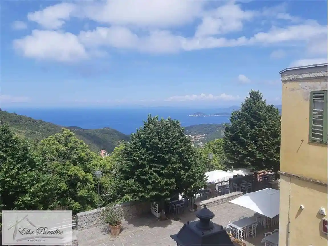 Appartamento in vendita a Marciana