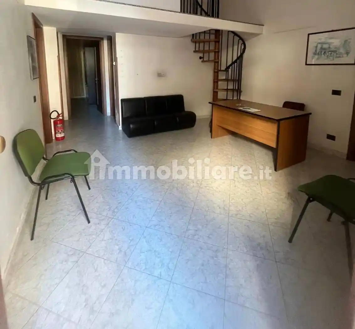 Quadrilocale via Giovanni Jannoni, Centro Storico, Catanzaro - foto 3