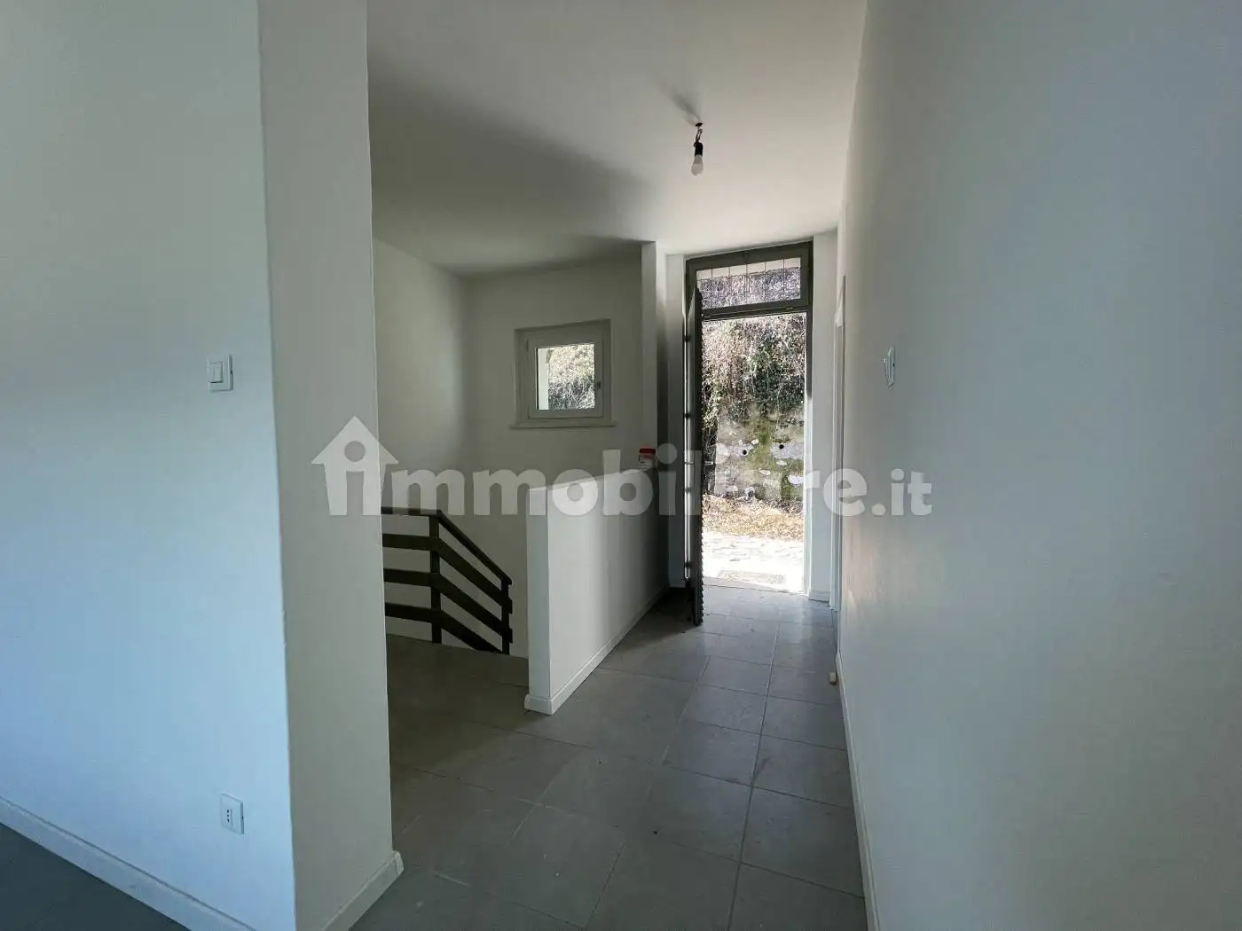 Terratetto unifamiliare via Don Enrico Angeli, Calceranica al Lago - foto 5