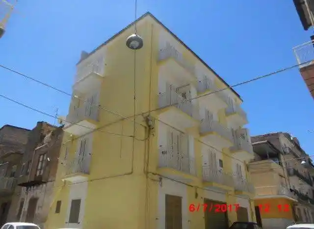 Palazzo - Edificio in vendita a Palma di Montechiaro