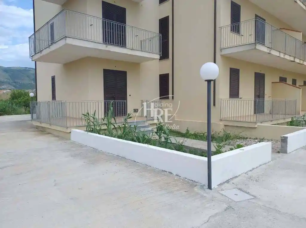 Trilocale nuovo, piano rialzato, Grisolia - foto 4