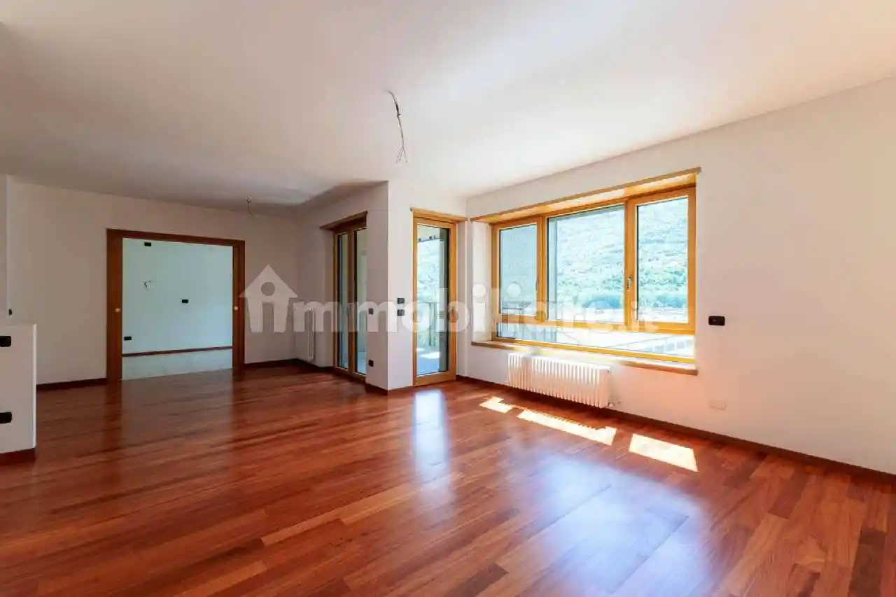 Appartamento in vendita a Sondrio