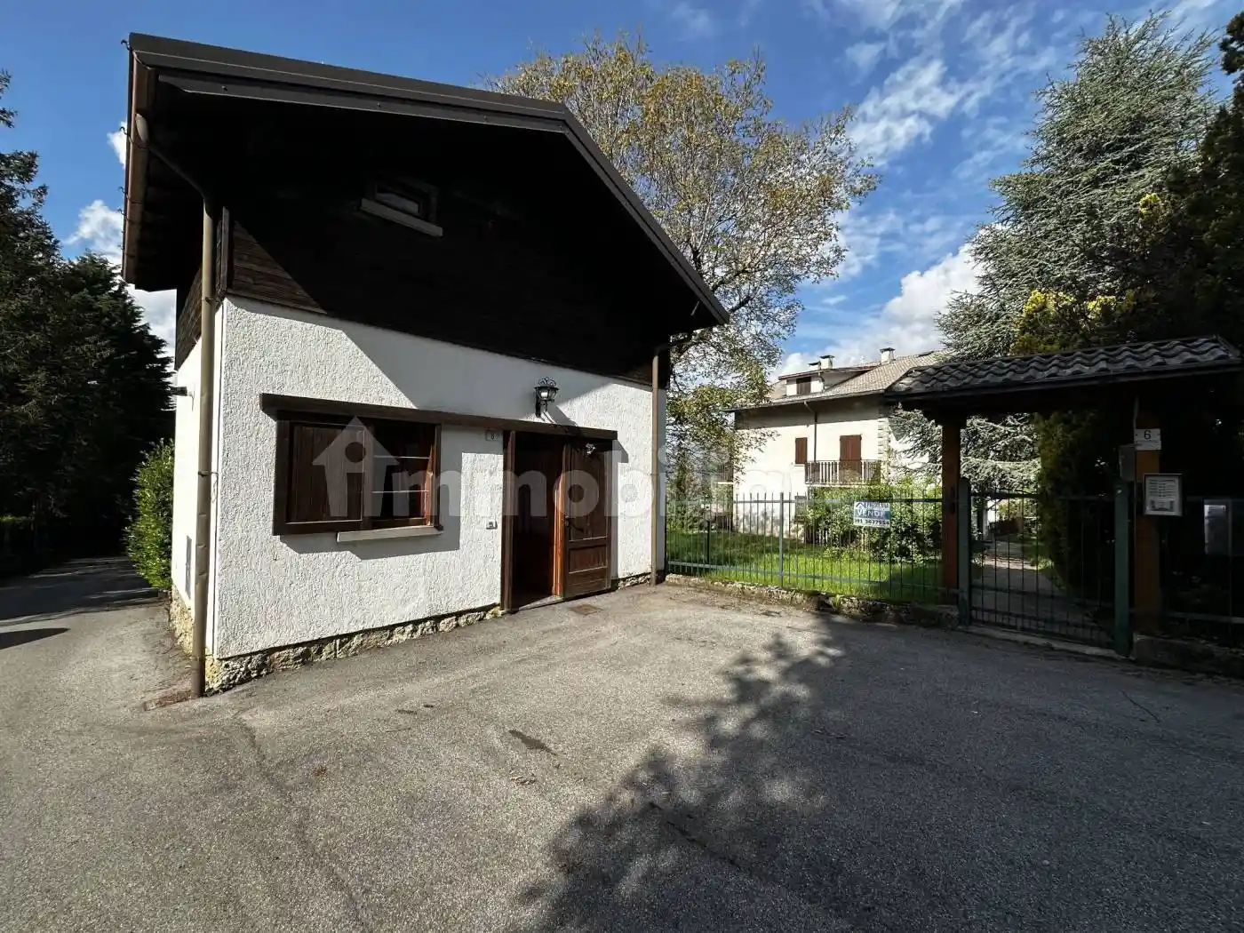 Villa in vendita a Castione della Presolana