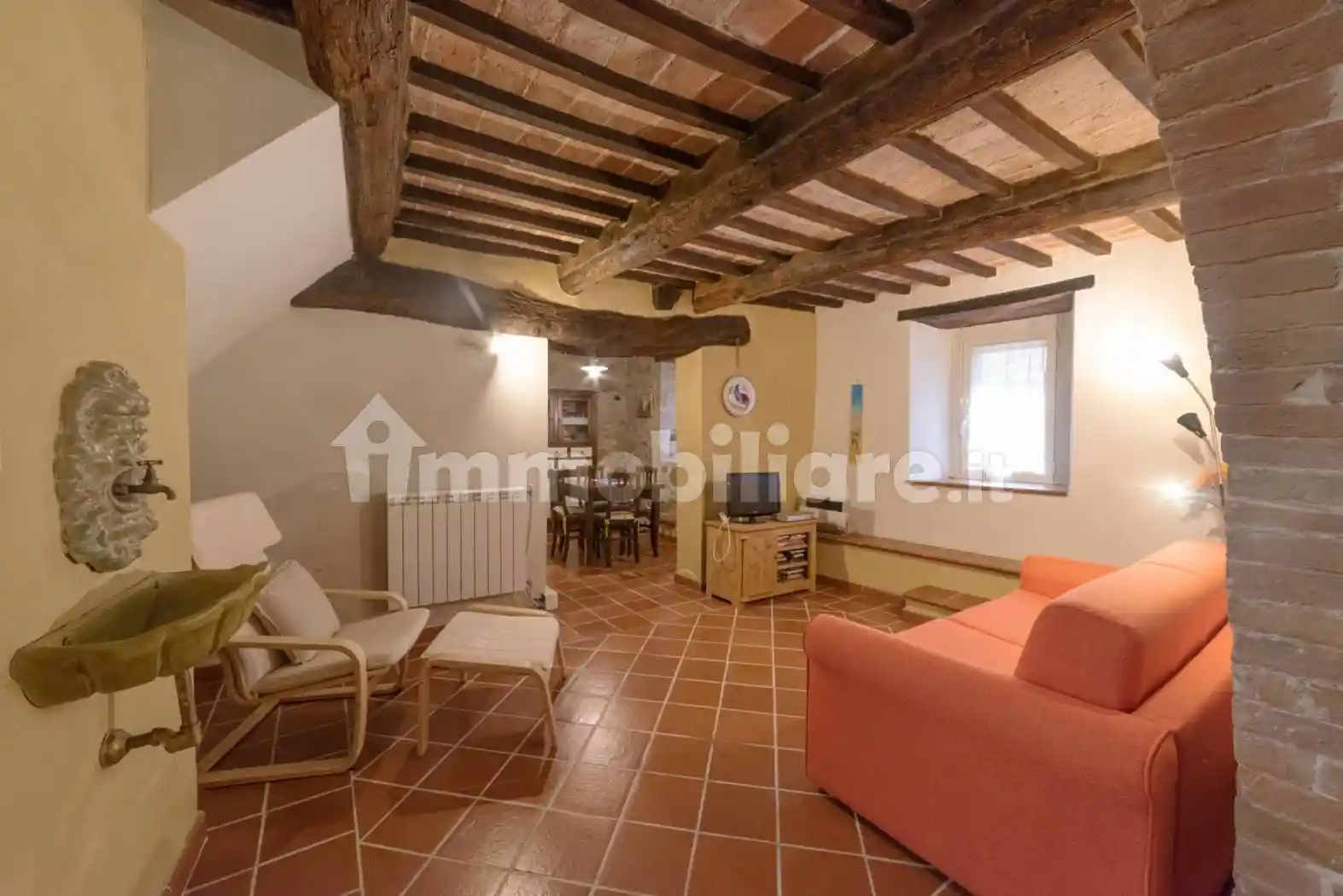 Appartamento in vendita a Montalcino