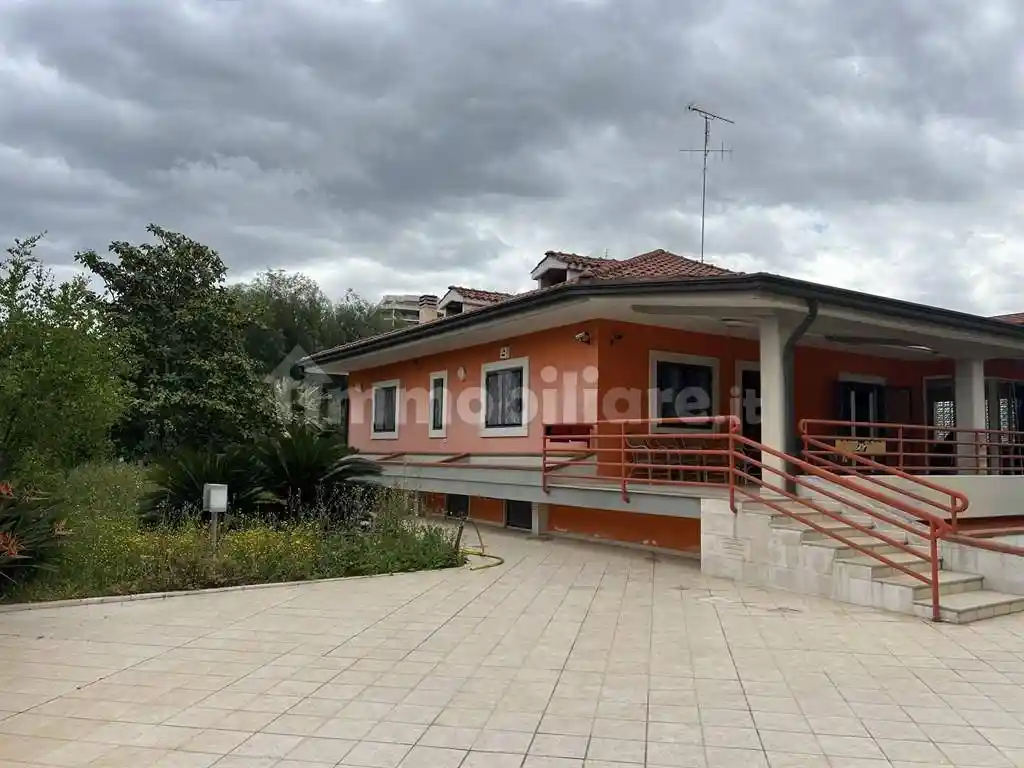Villa in vendita a Bari