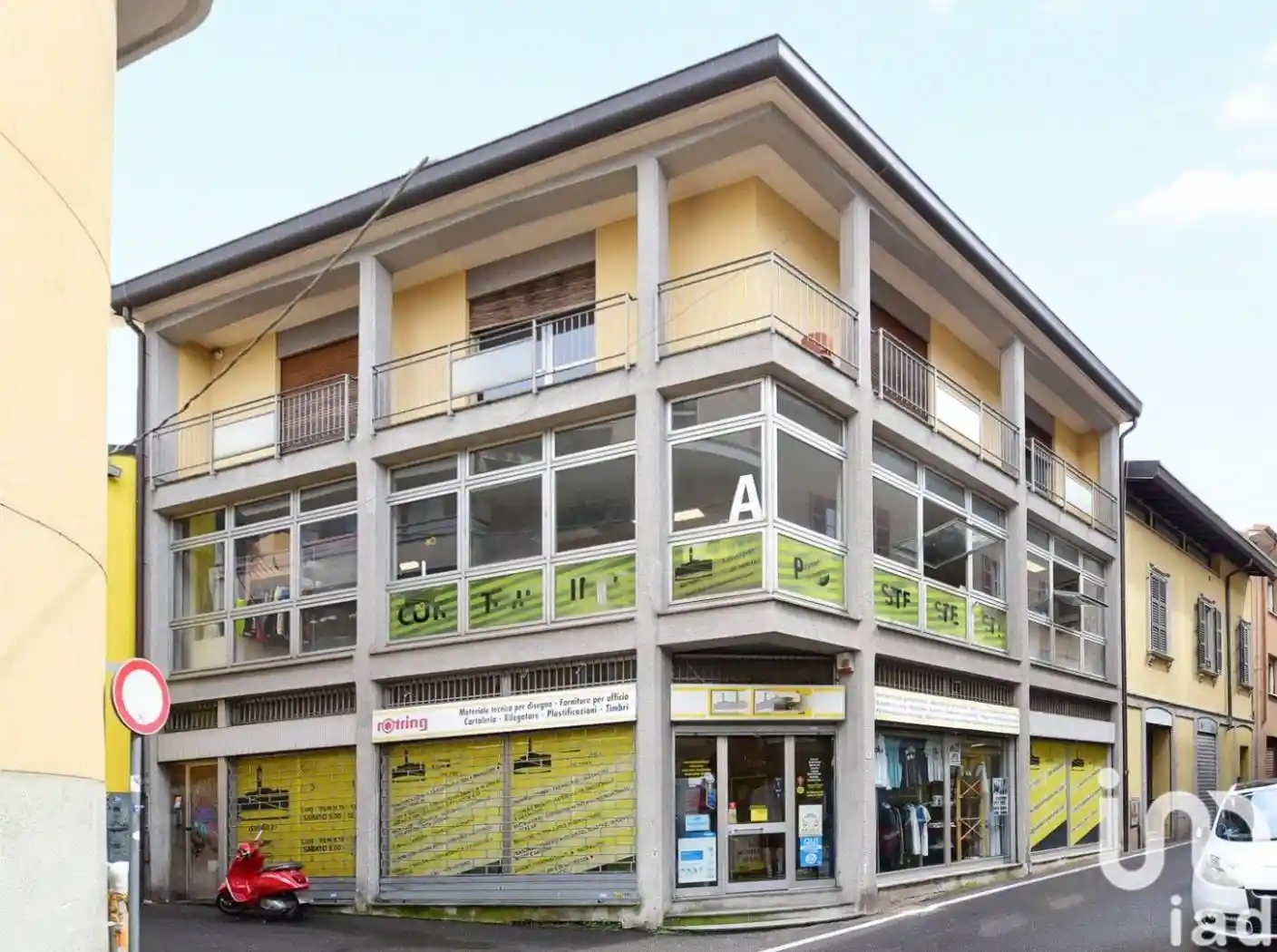 Palazzo - Edificio in vendita a Cantù