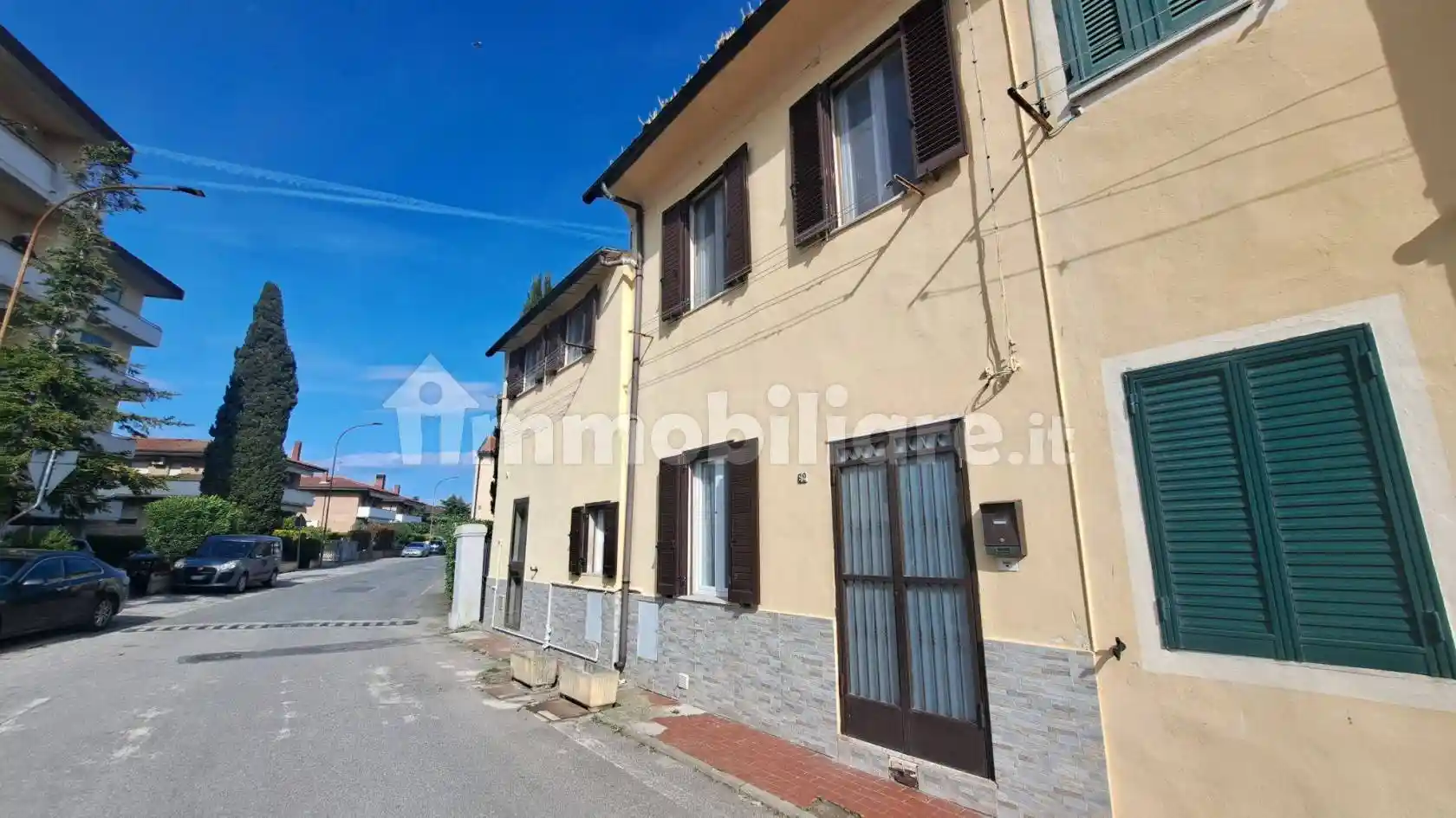Palazzo - Edificio in vendita a Collesalvetti