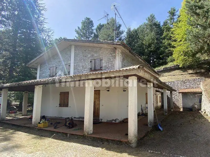 Villa in vendita a Cotronei