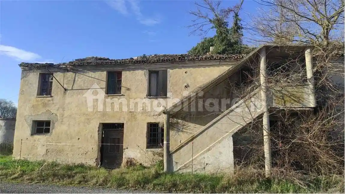 Rustico - Casale in vendita a Osimo