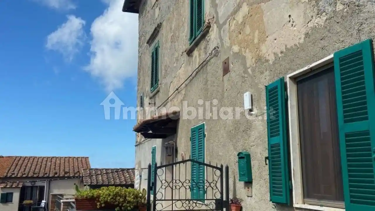 Appartamento in vendita a Roccastrada