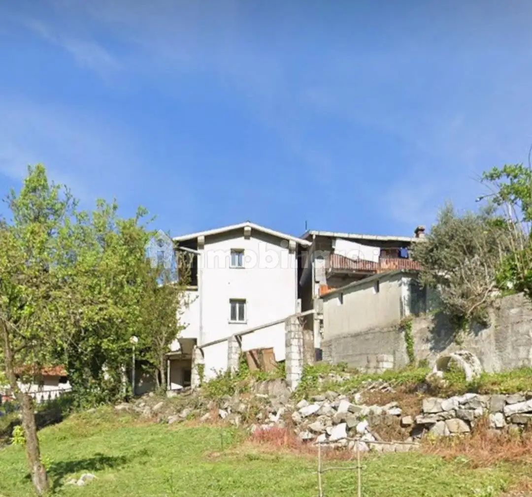 Casa indipendente in vendita a Torreano