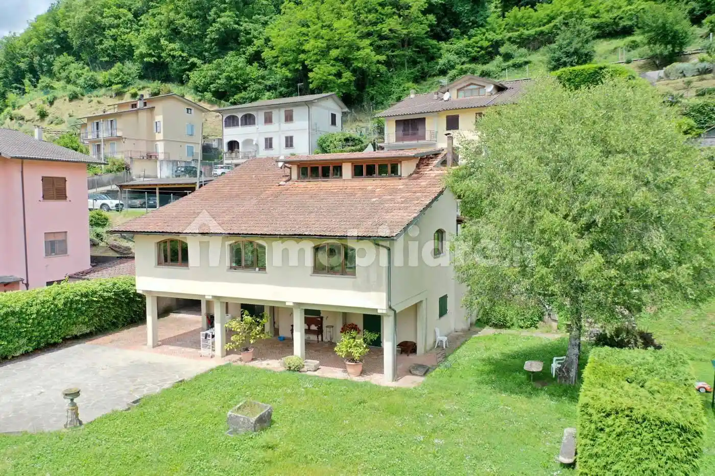 Villa in vendita a Castelnuovo di Garfagnana