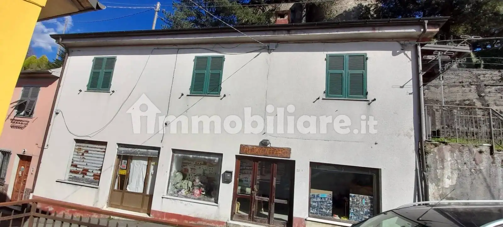 Casa indipendente in vendita a Rocchetta di Vara