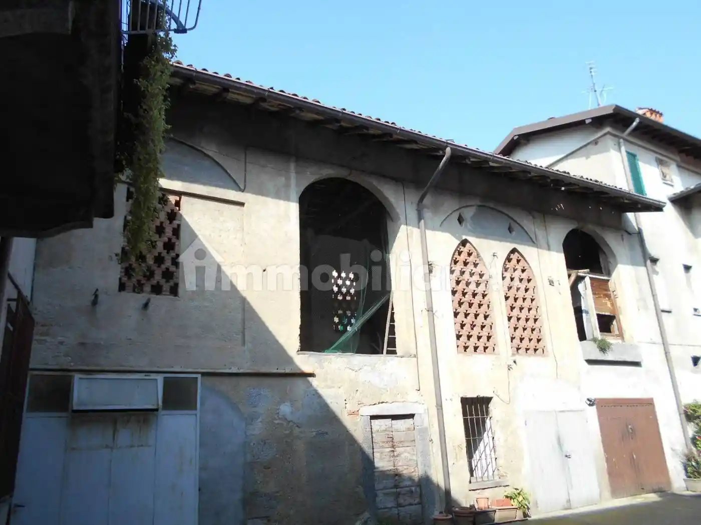 Rustico - Casale in vendita a Inverigo