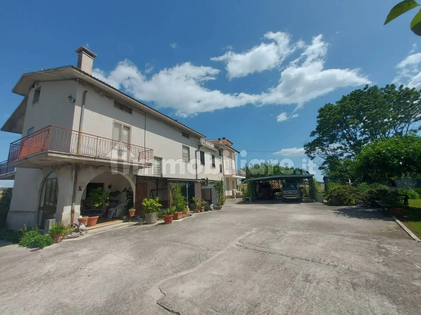 Rustico - Casale in vendita a Castelleone di Suasa