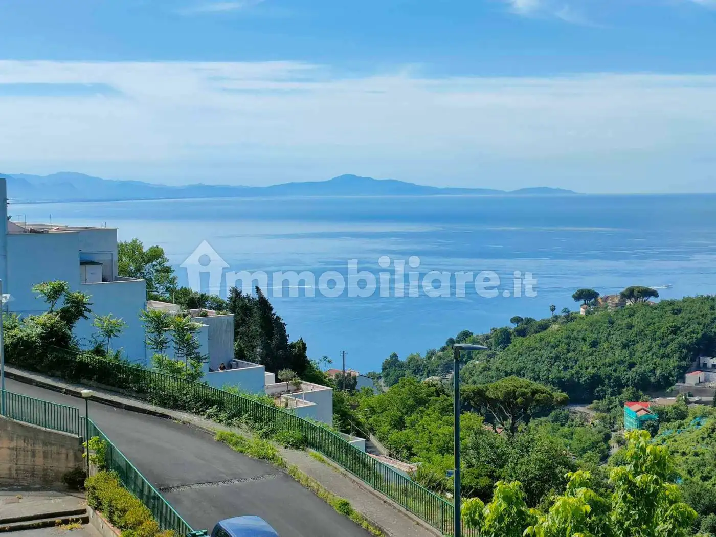 Appartamento in vendita a Vietri sul Mare