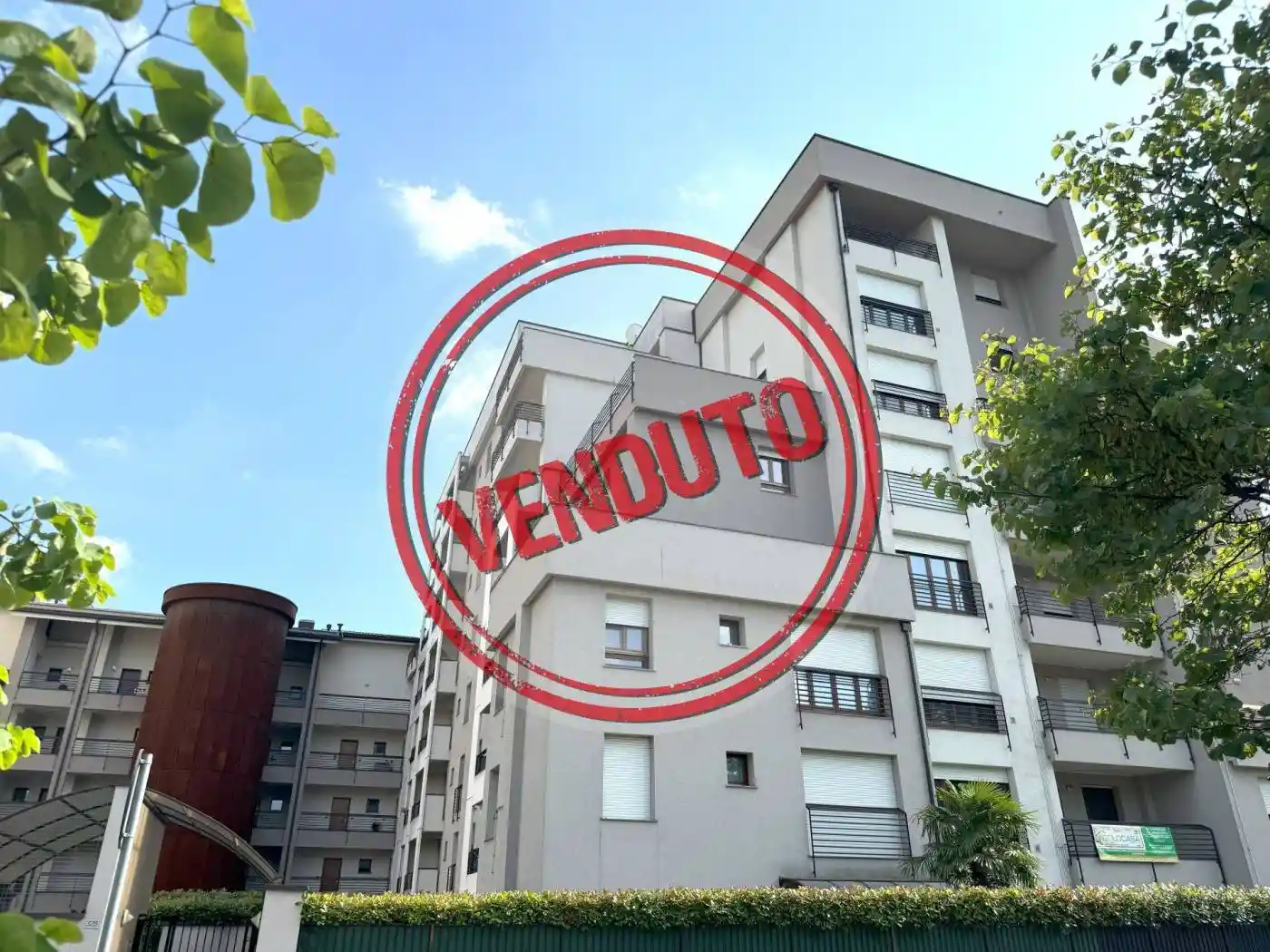 Appartamento in vendita a Caronno Pertusella