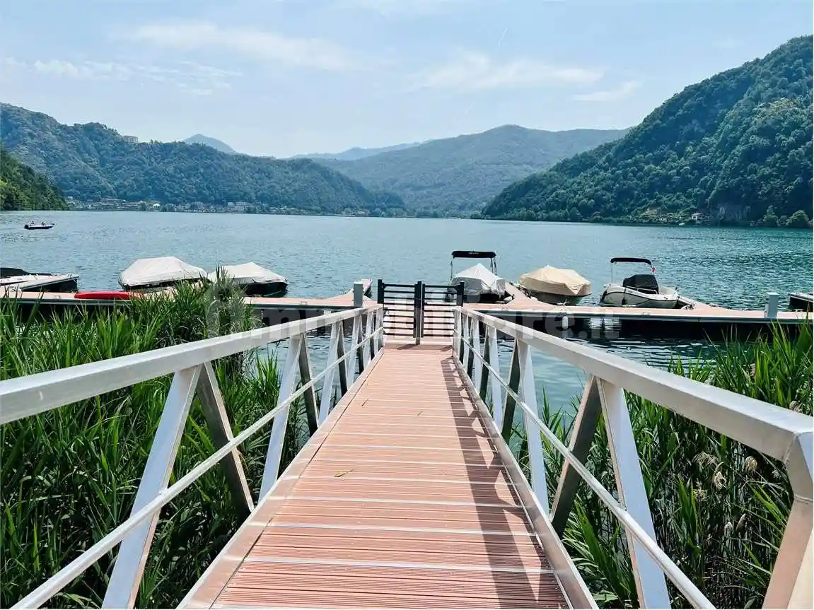 Appartamento in vendita a Lavena Ponte Tresa