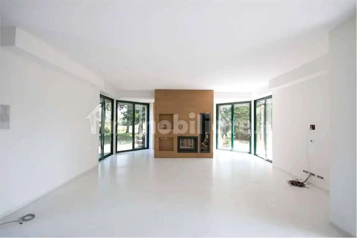 Villa in vendita a Guanzate