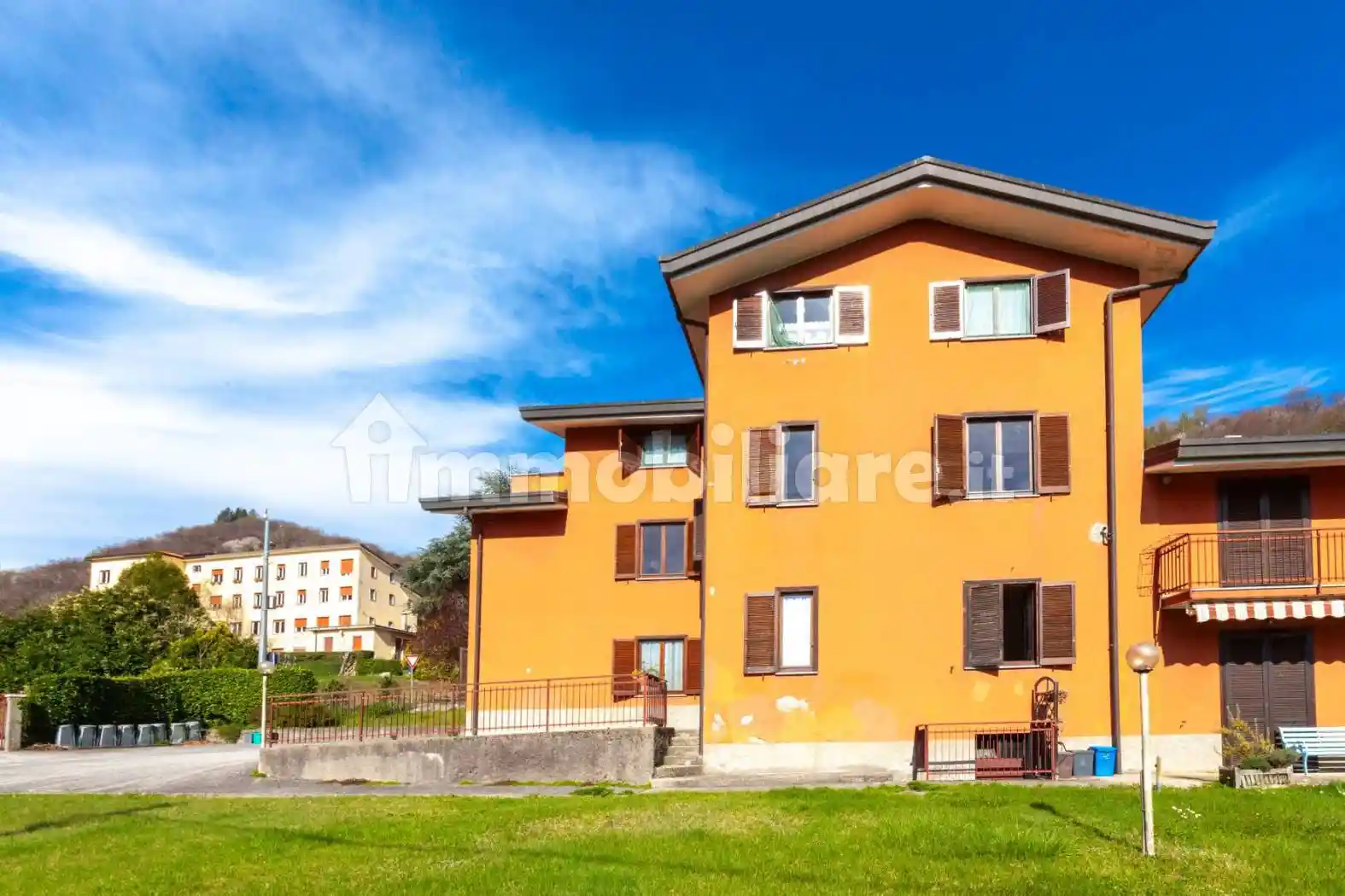 Palazzo - Edificio in Vendita - foto 2