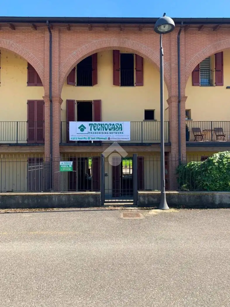 Villetta a schiera in vendita a Izano