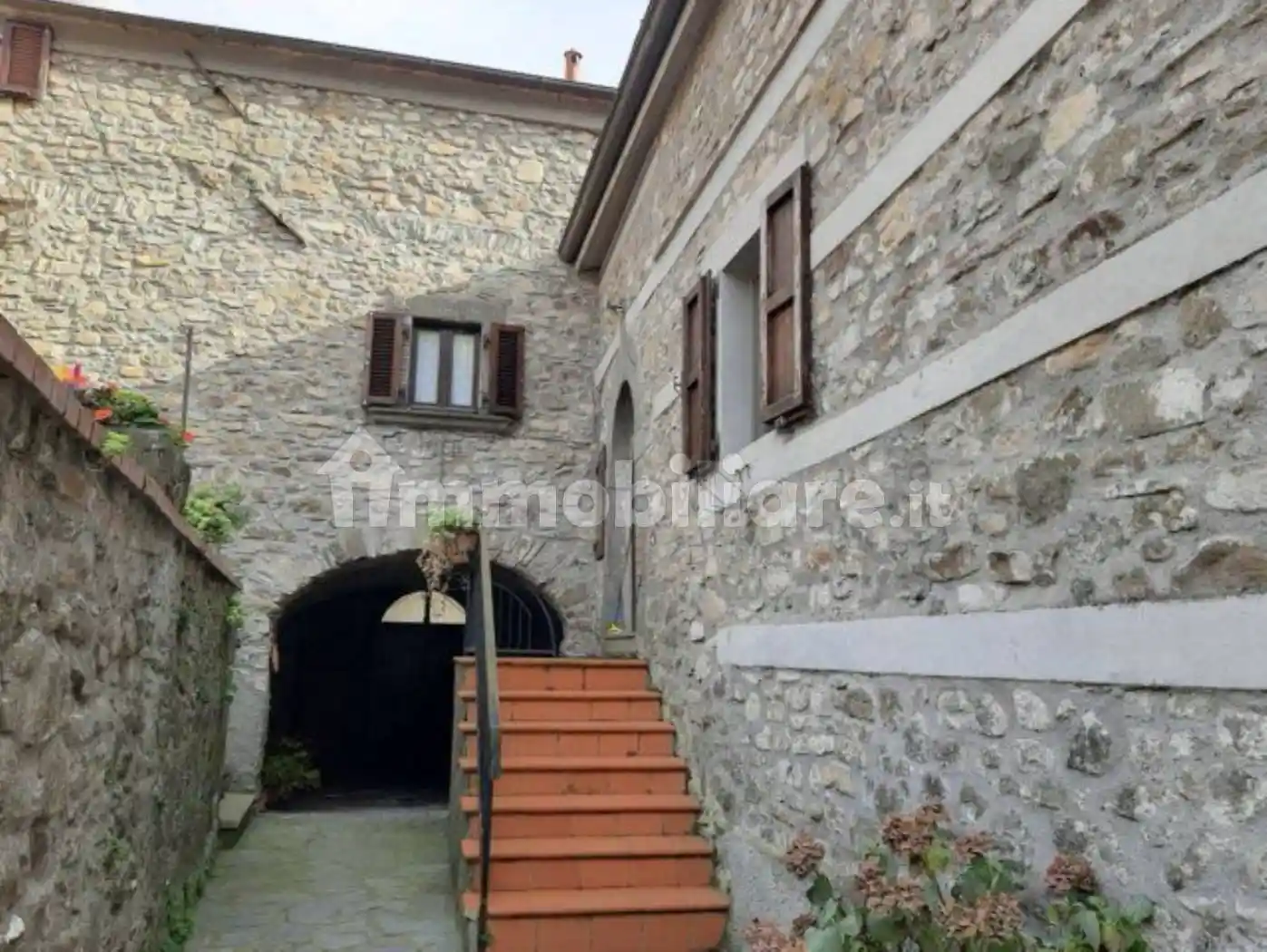 Appartamento in vendita a Comano