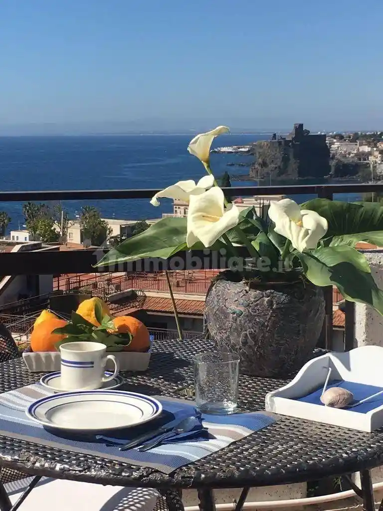 Attico - Mansarda in affitto a Aci Castello