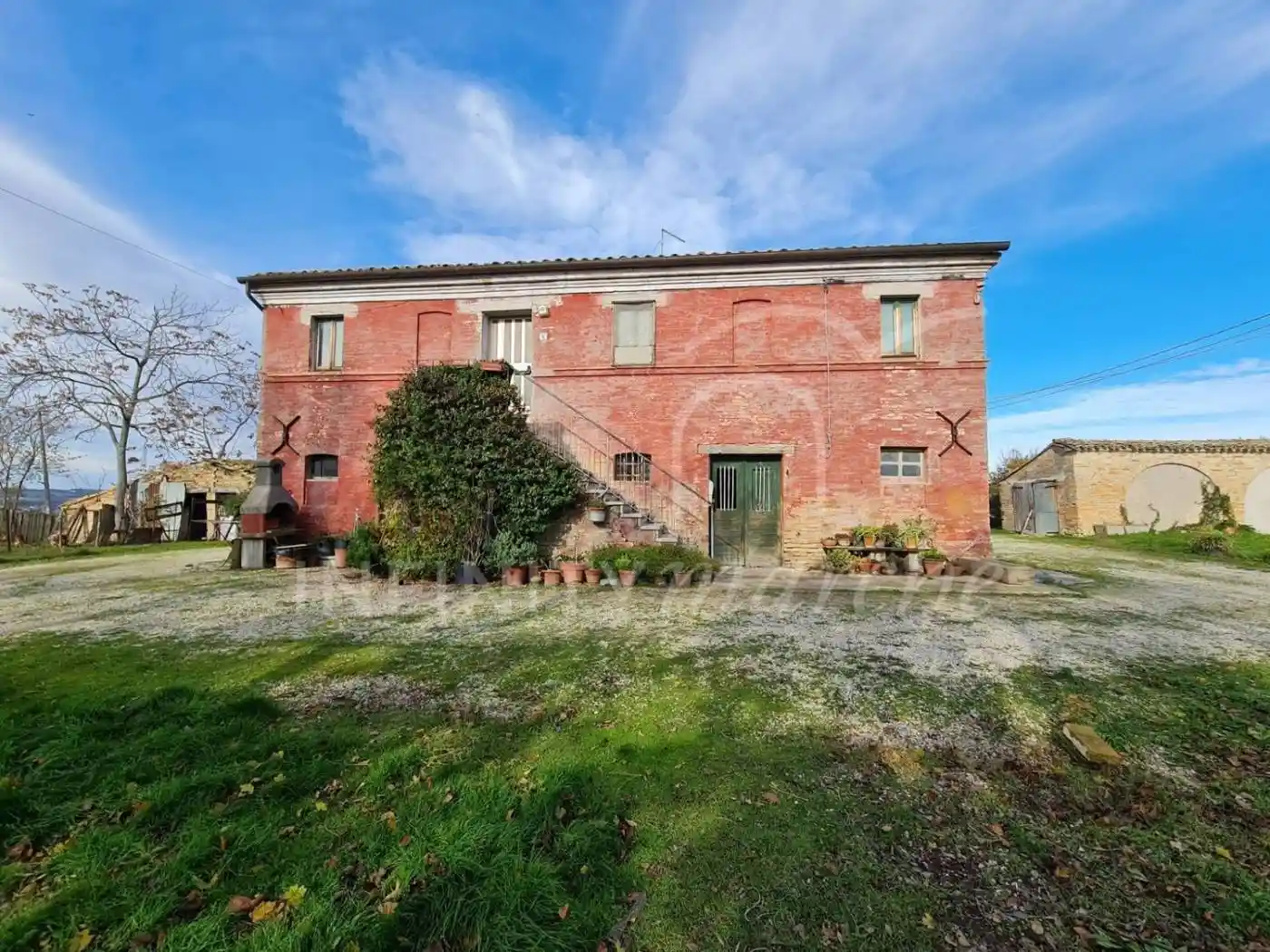 Rustico - Casale in vendita a Montelupone