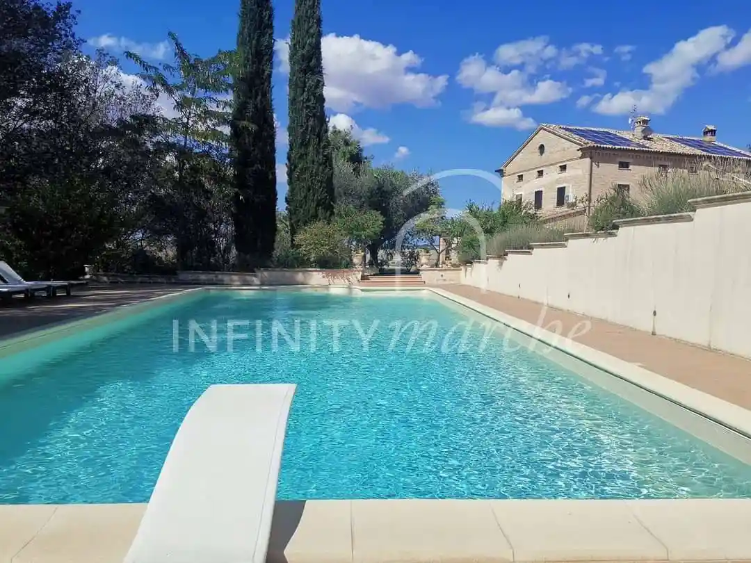 Rustico - Casale in vendita a Appignano