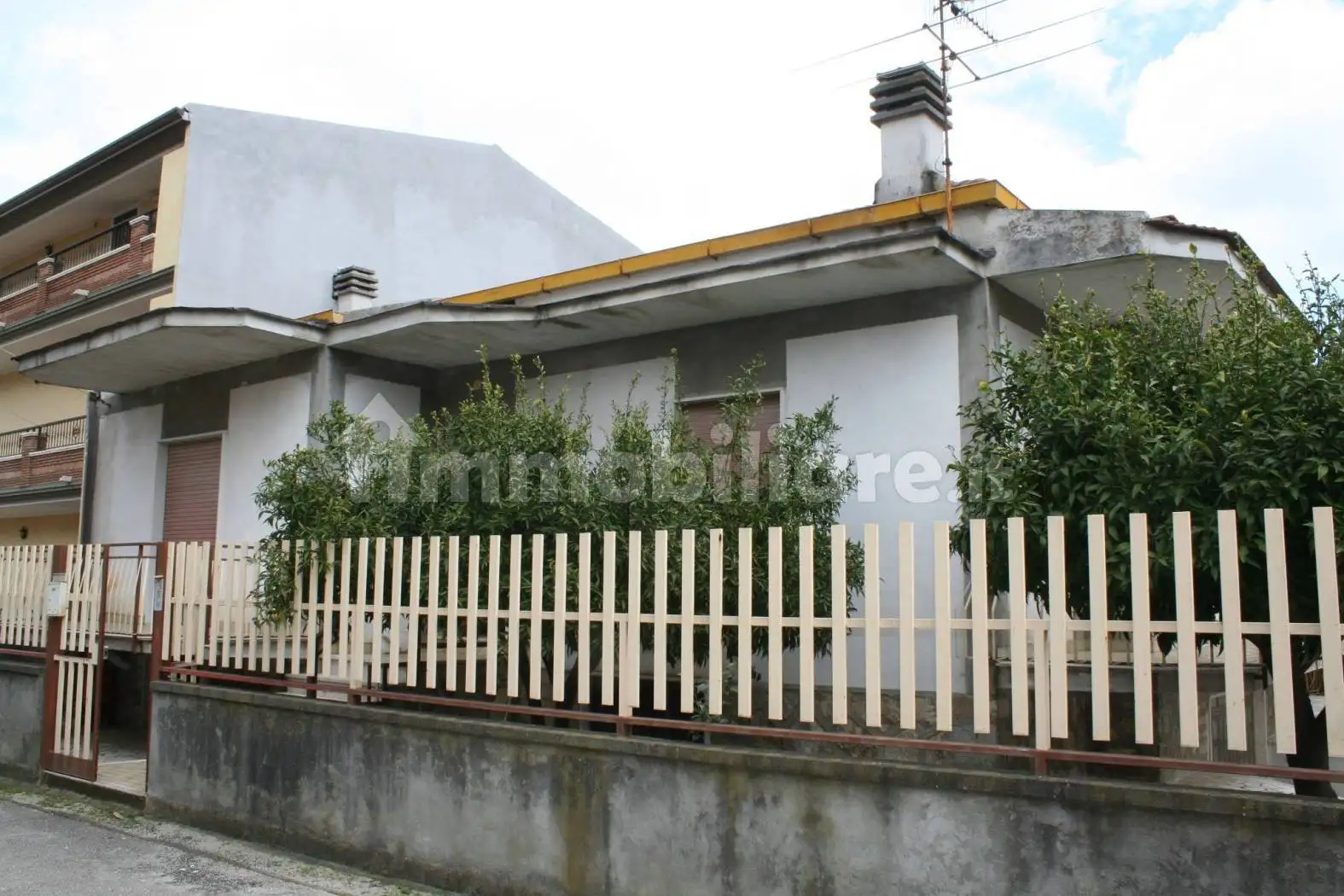 Villa in vendita a Falciano del Massico