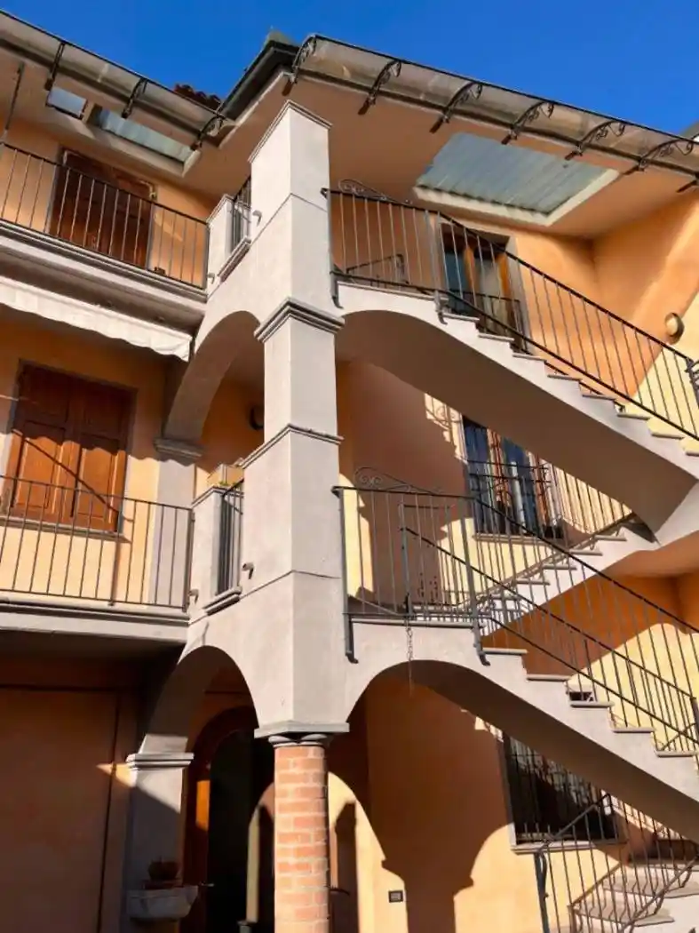 Palazzo - Edificio in vendita a Cremona