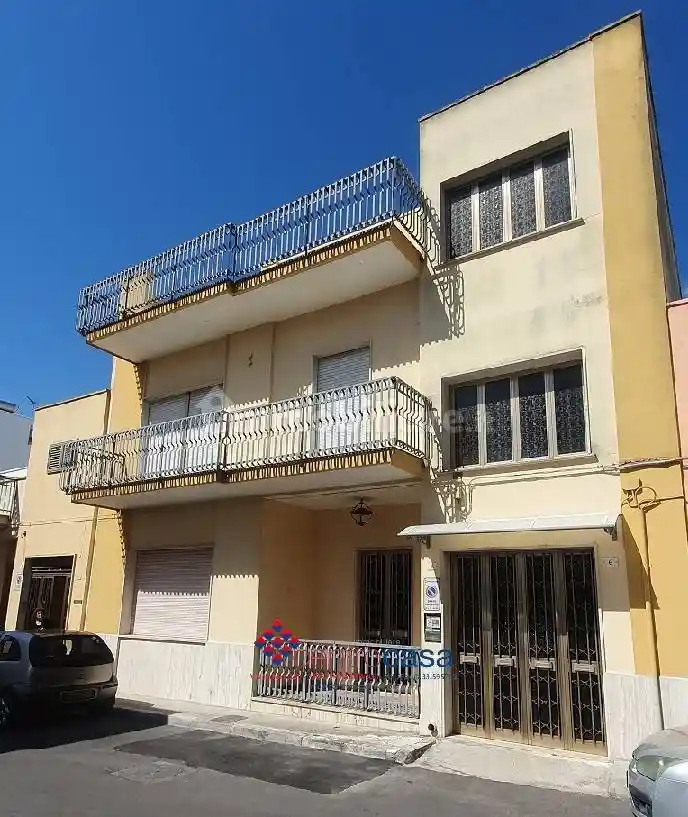 Appartamento in vendita a Parabita