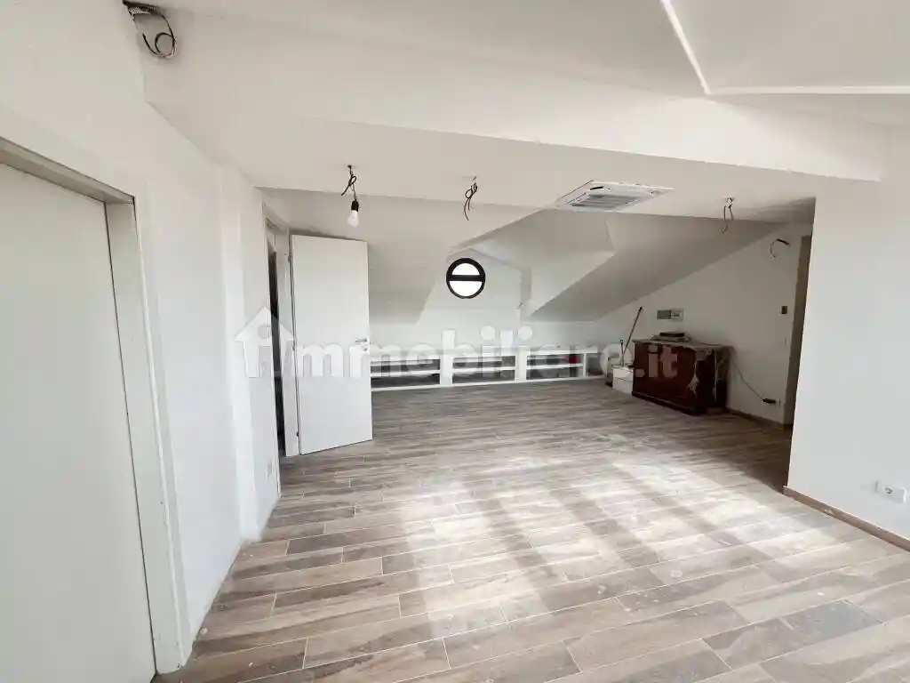 Mansarda traversa viale Magna Grecia, Fortuna - Corvo, Catanzaro - foto 3