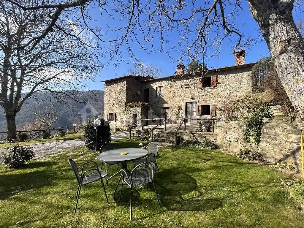 Rustico - Casale in vendita a Cortona