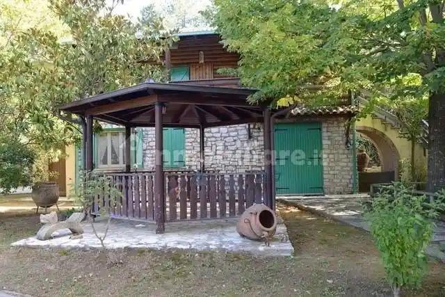 Villa in vendita a Passignano sul Trasimeno