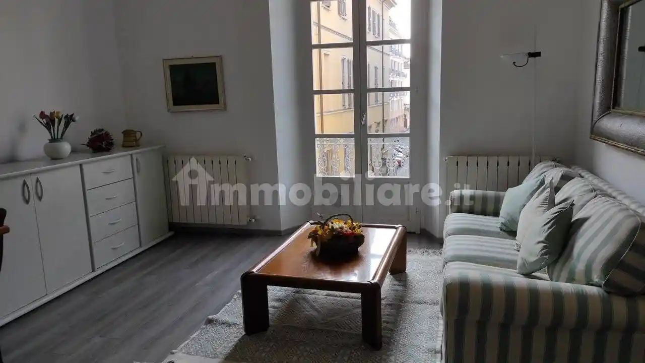 Appartamento in affitto a Novara