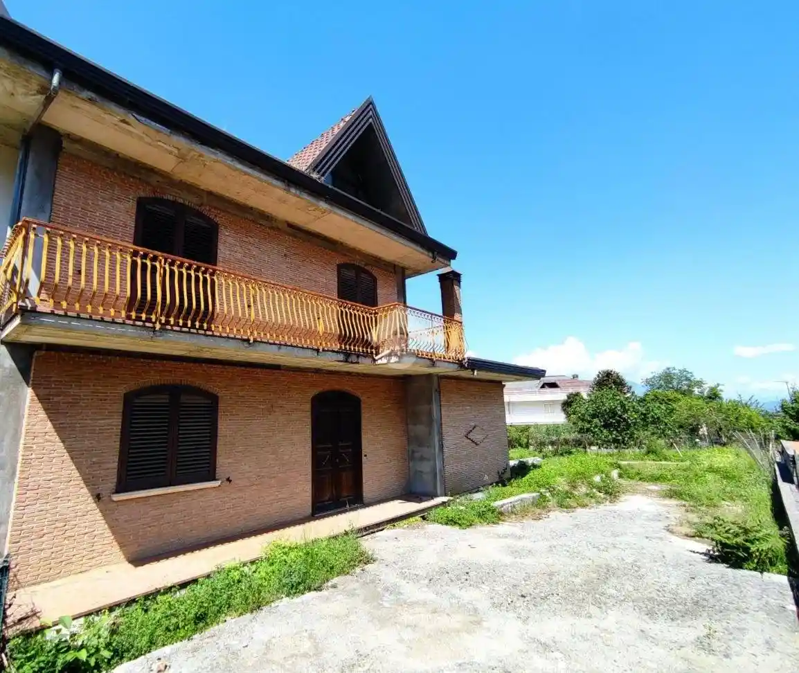 Villa bifamiliare via Grimaldi, Sala, Serino - foto 2