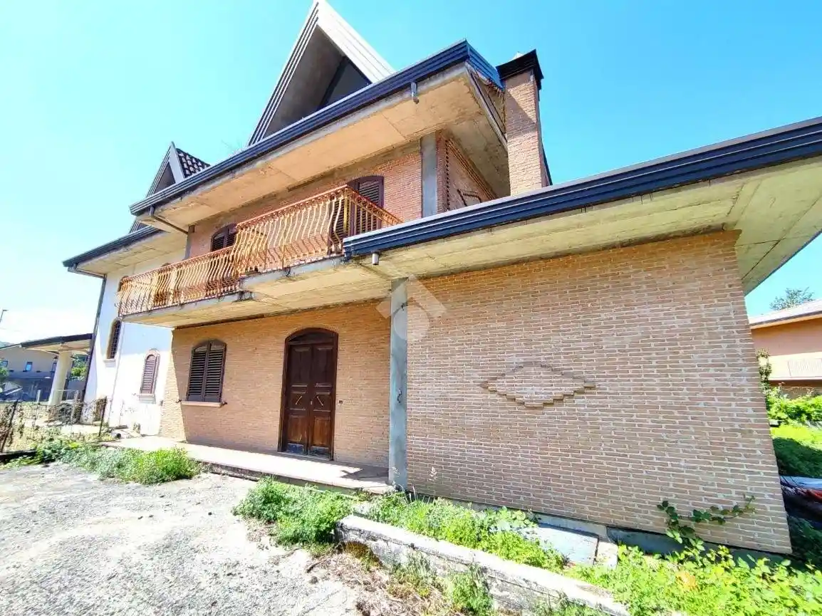 Villa bifamiliare via Grimaldi, Sala, Serino - foto 3